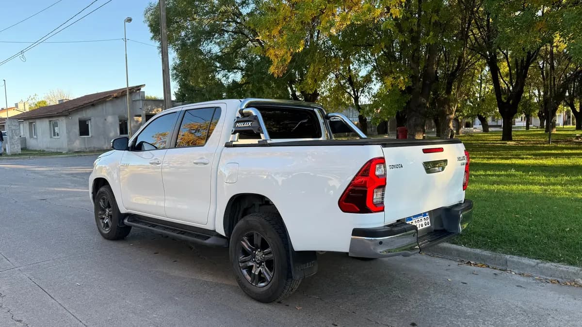 Toyota Hilux 2023